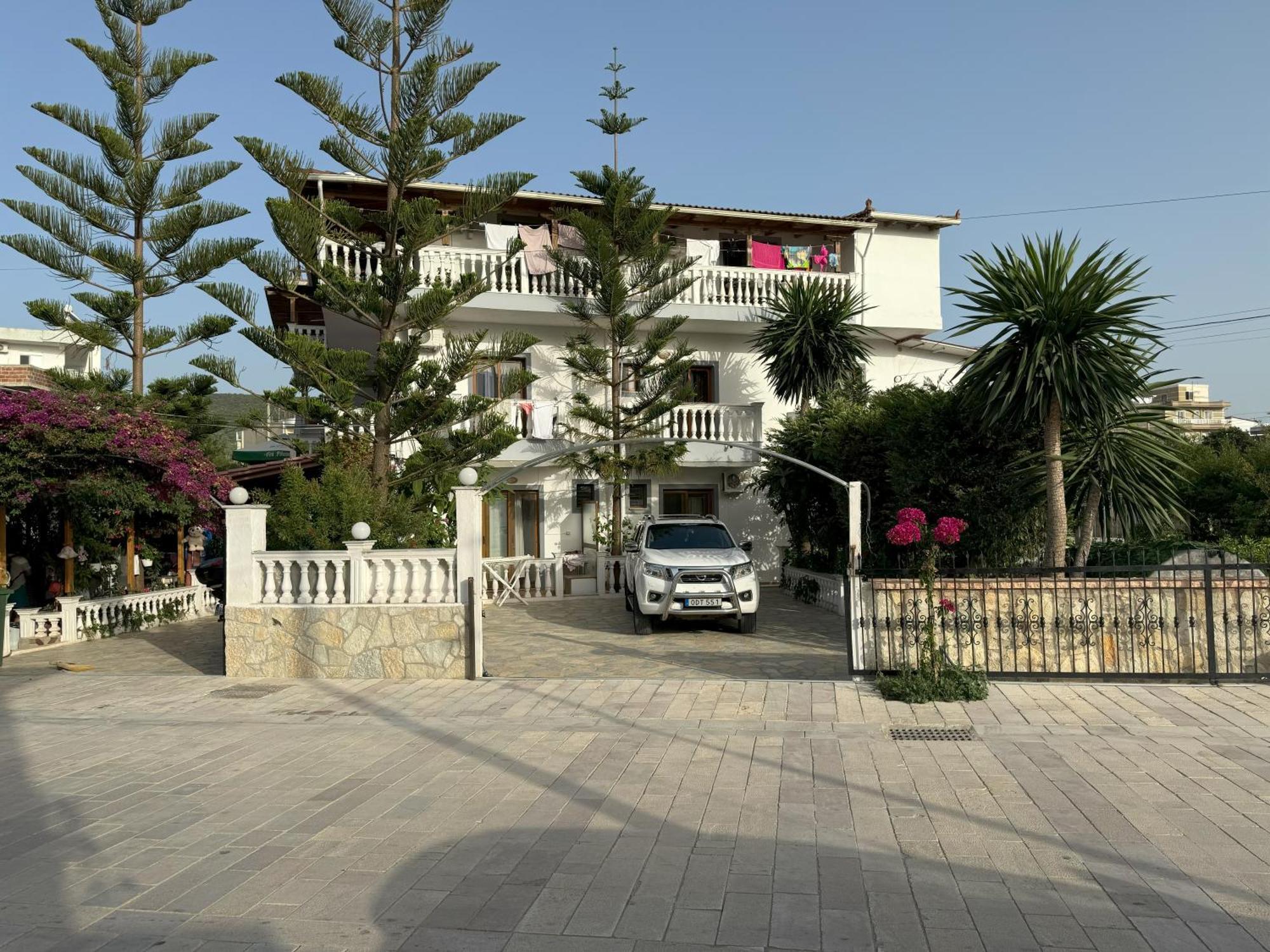 Garden Villa Veli Ksamil Bagian luar foto