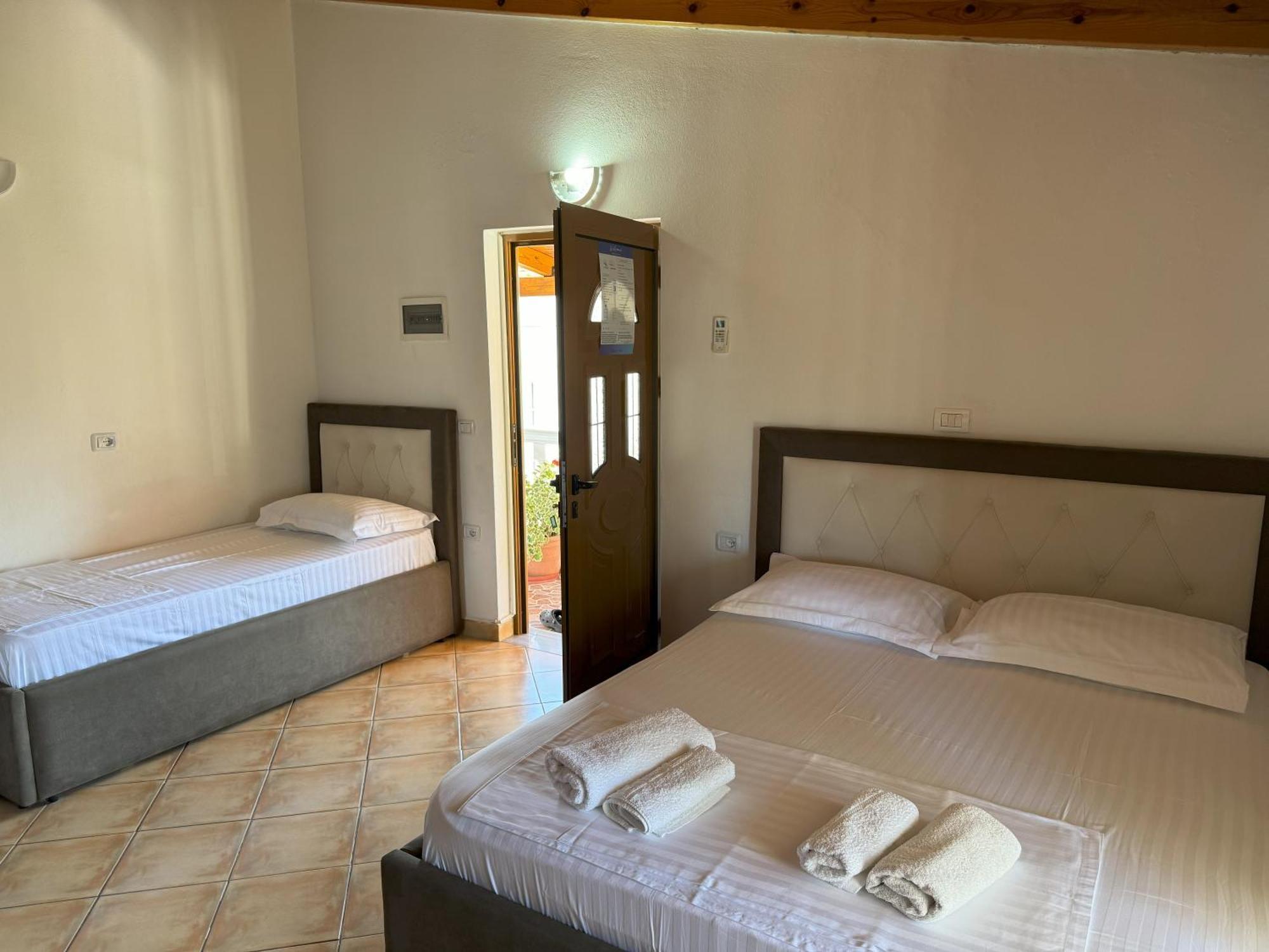 Garden Villa Veli Ksamil Bagian luar foto