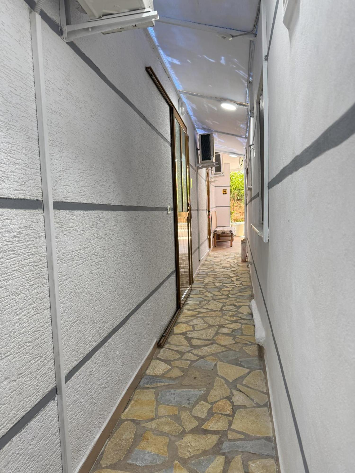 Garden Villa Veli Ksamil Ruang foto